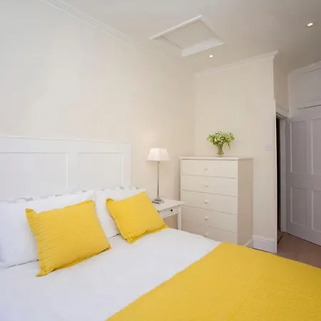Blenheim House - Luxury City Centre Georgian Townhouse For 8-2